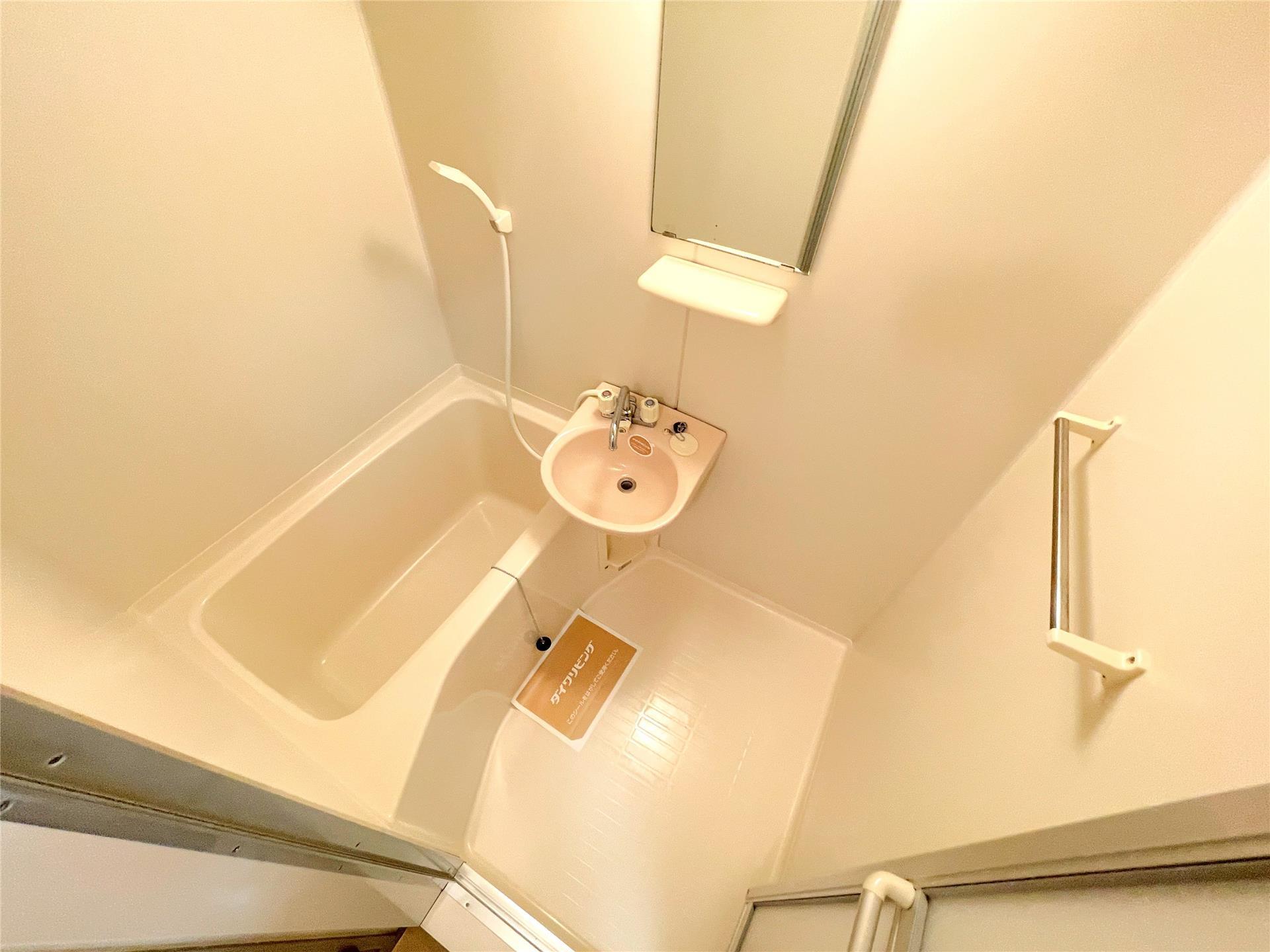 バス・シャワールーム　浴室