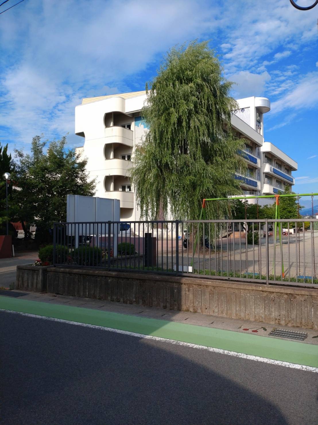 小学校　寒河江市立寒河江小学校（小学校）まで480m