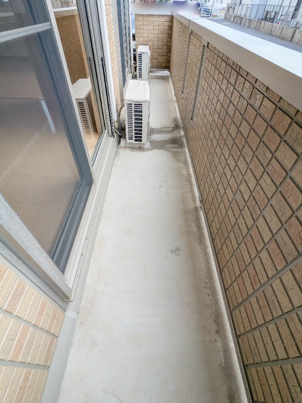 バルコニー　図面と現状に相違がある場合には現状を優先