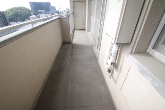 バルコニー　※別号室の写真です。