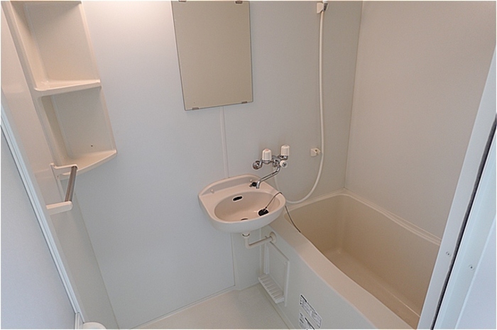 バス・シャワールーム　浴室