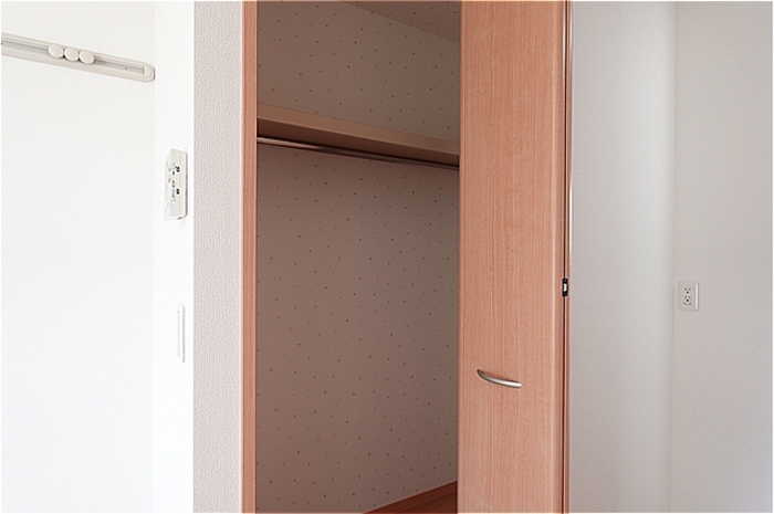 収納　クローゼット