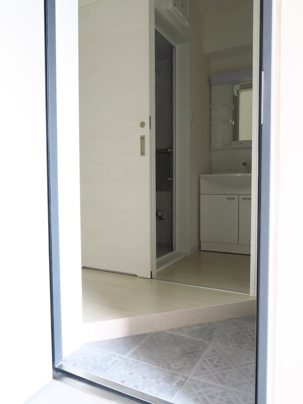 玄関　同型タイプ