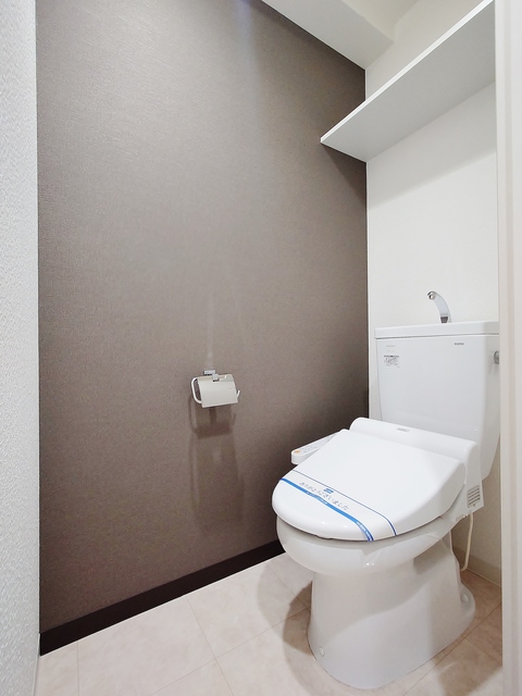 トイレ　暖房便座付シャワートイレ