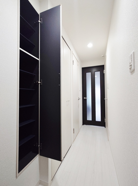 玄関　シューズＢＯＸ付玄関