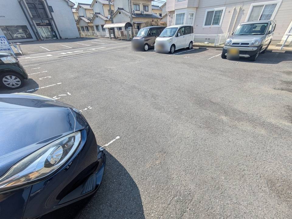 駐車場　駐車場