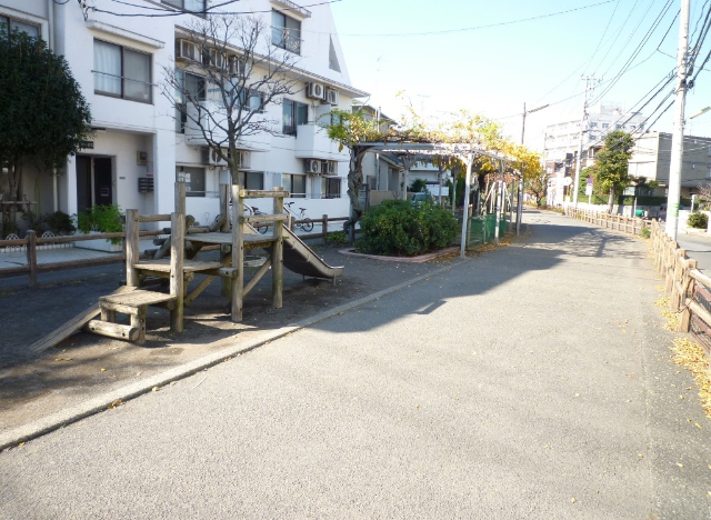 公園　玉川上水緑道（公園）まで454m