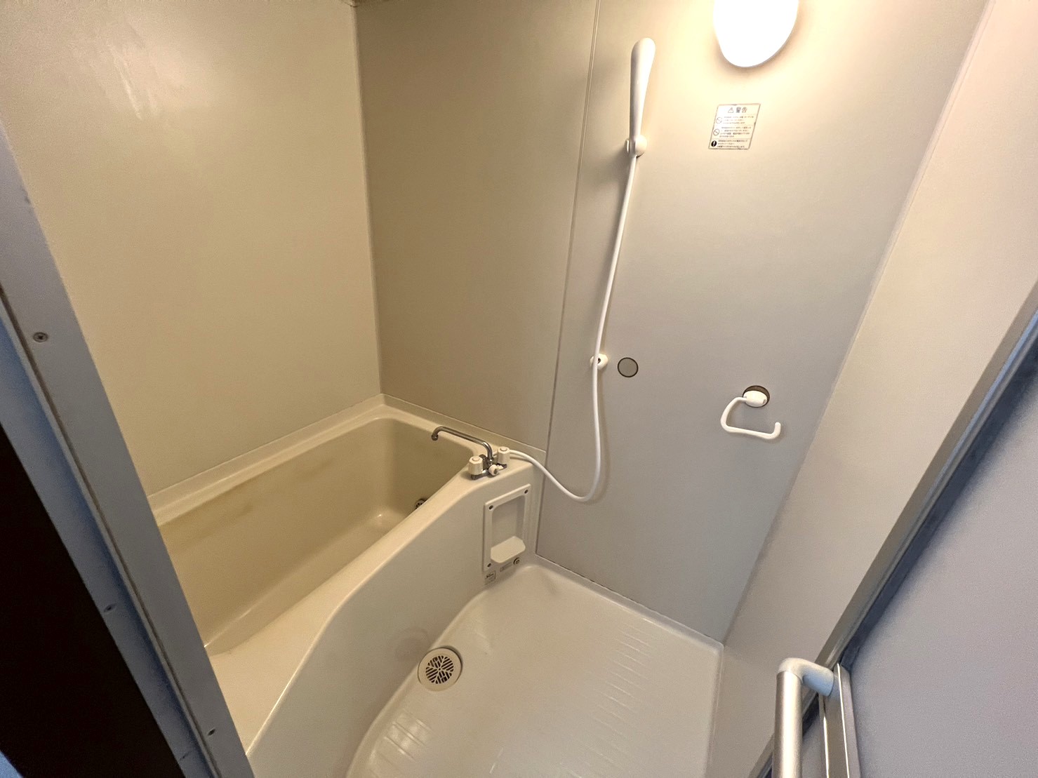 バス・シャワールーム　浴室