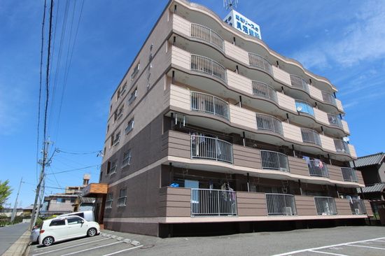 建物外観　外観は落ち着いています