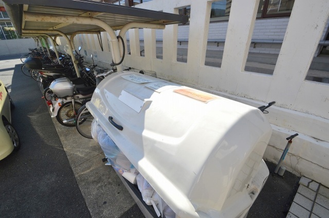 コンビニ　ローソン安芸区役所前店（コンビニ）まで514m
