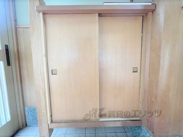 収納　下駄箱
