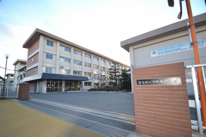 高校・高専　賀茂高等学校（高校・高専）まで789m