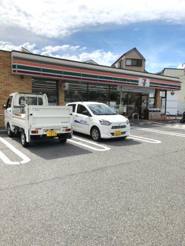 コンビニ　セブンイレブン（コンビニ）まで460m