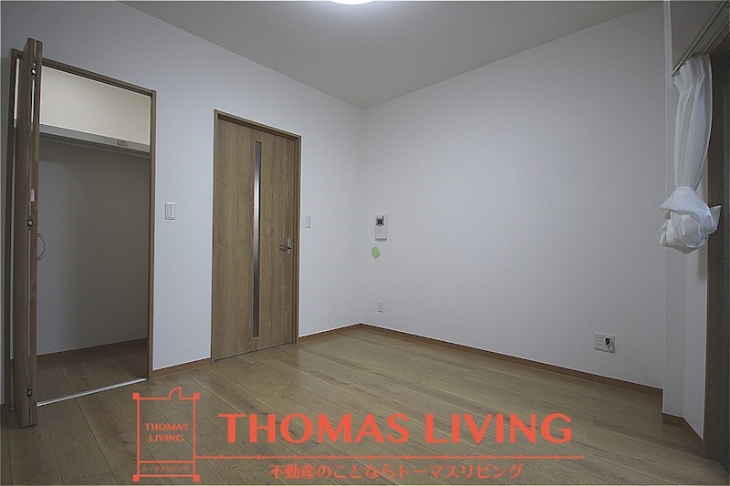 居室・リビング　色合いは階数によって異なりますので詳細はお問合せ下さい。