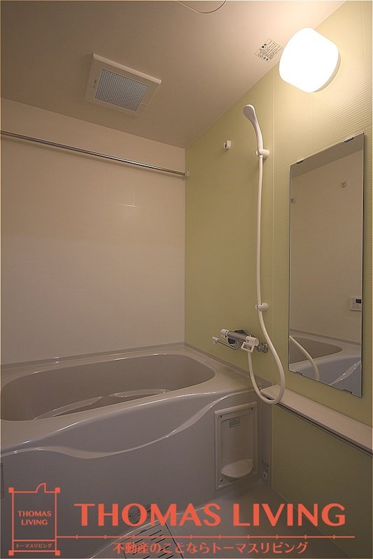 バス・シャワールーム　色合いは階数によって異なりますので詳細はお問合せ下さい。