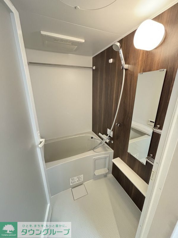 バス・シャワールーム　洗面