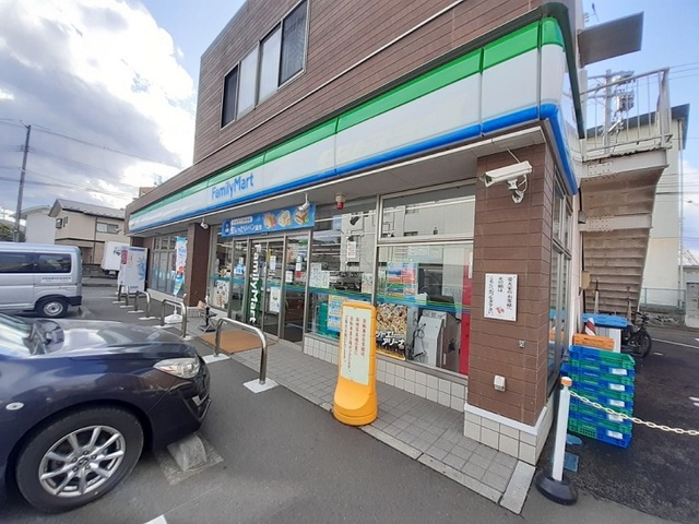 コンビニ　ファミリーマート若林河原町店（コンビニ）まで700m