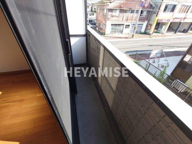 バルコニー　※室内画像は別号室のもの