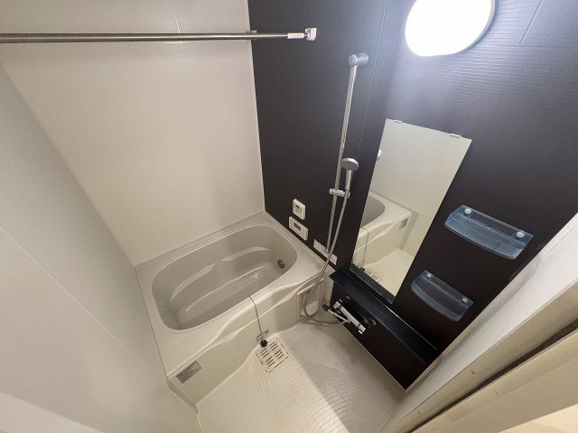 バス・シャワールーム　お風呂で日々の疲れを落としましょう