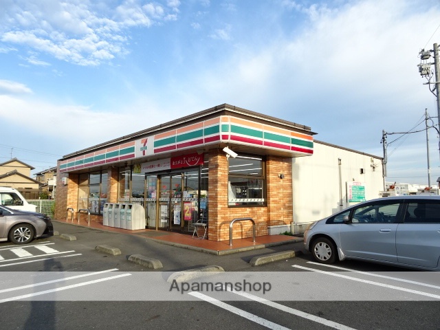 コンビニ　セブンイレブン（コンビニ）まで1030m