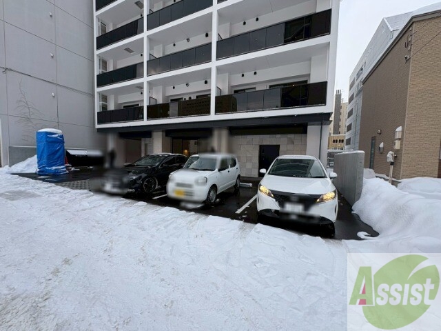 駐車場　駐車場