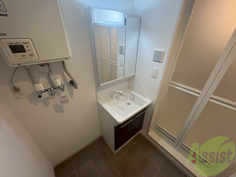 洗面設備　シャンプードレッサーで身支度もラクラクです！