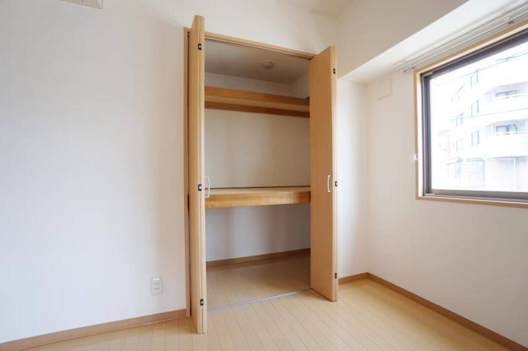 収納　クローゼット