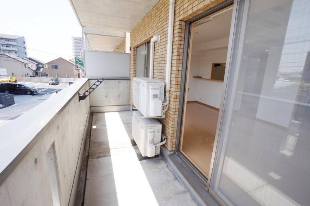 バルコニー　バルコニー