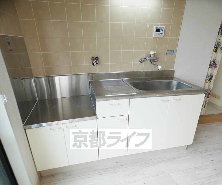 キッチン　広くて料理もしやすい