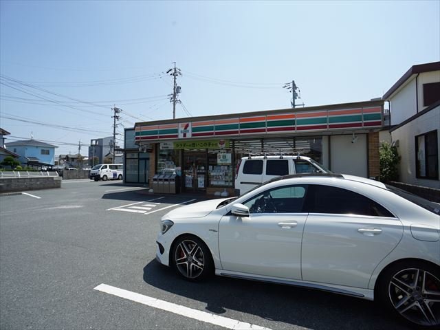 コンビニ　セブンイレブン　浜松アリーナ前店（コンビニ）まで300m