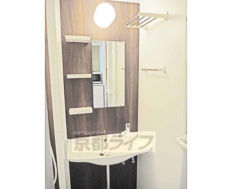 洗面設備　独立洗面台です。