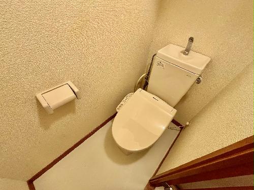 トイレ　設備・仕様は号室により異なる為、現況を優先いたします。