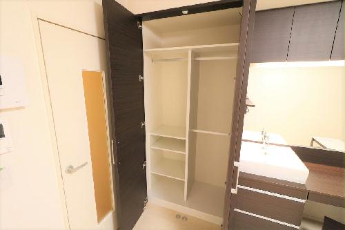 収納　大型クローゼットにより女性の方でも収納が安心！