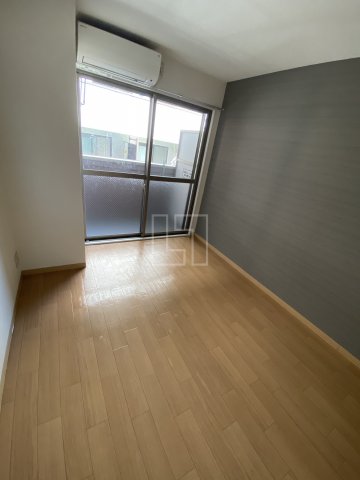 居室・リビング　みおつくし東なんば　洋室