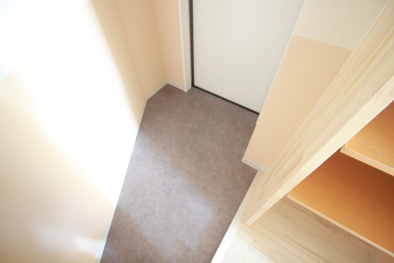 玄関　※別部屋の写真です