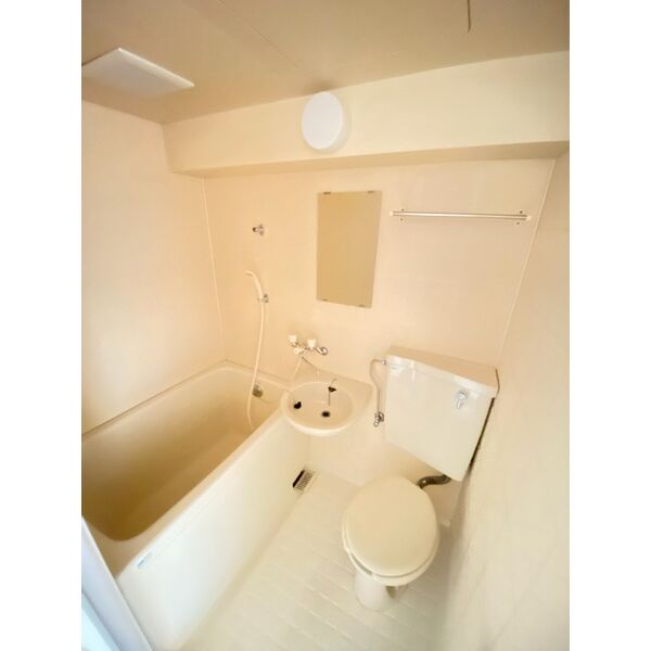 バス・シャワールーム　別室の参考写真です。※現況優先