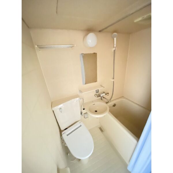 トイレ　別室の参考写真です。※現況優先