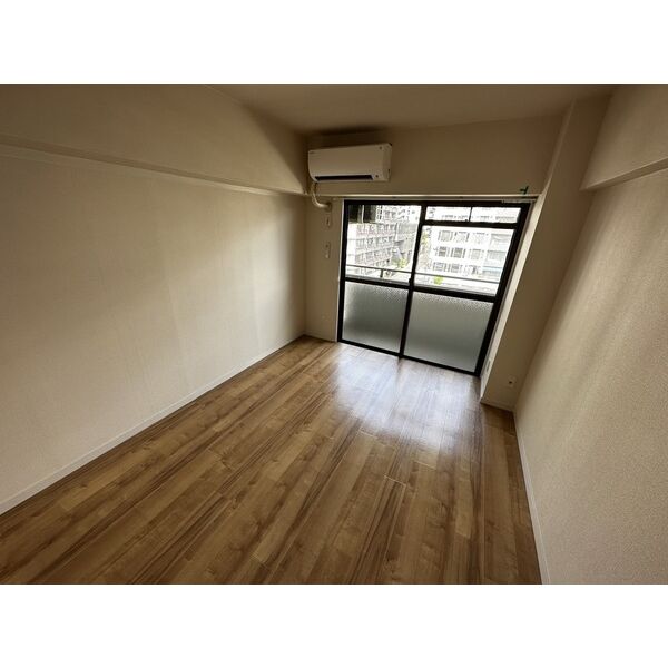 居室・リビング　別室の参考写真です。※現況優先