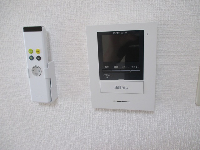 セキュリティ　来客時に便利、ＴＶモニター付インターホンです