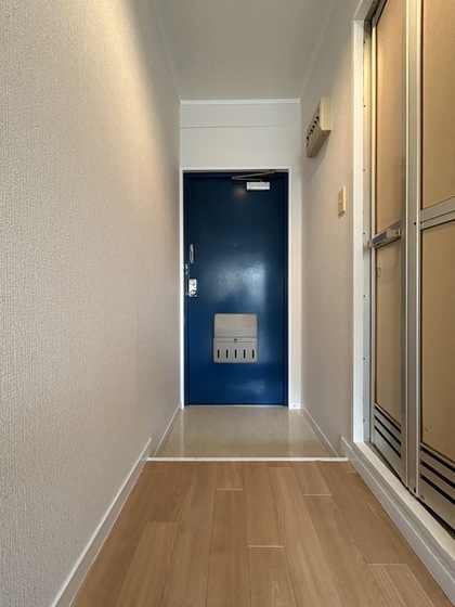 玄関　※別部屋の写真です