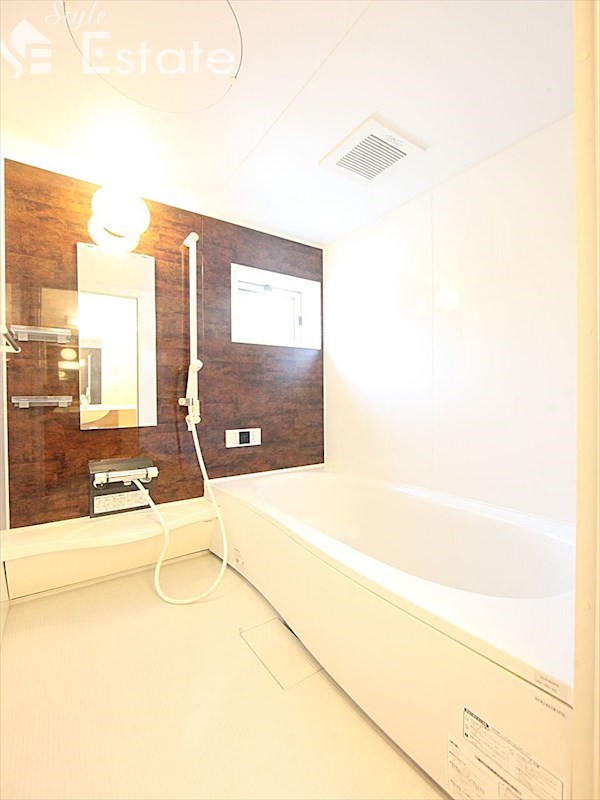 バス・シャワールーム　バスルーム