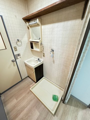 洗面設備　同間取り・別の部屋の写真です。