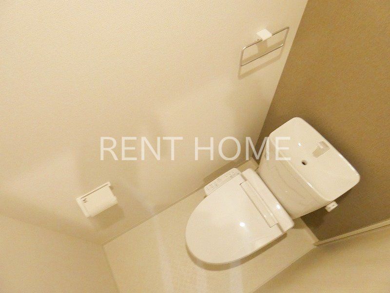 トイレ　ウォシュレット付き