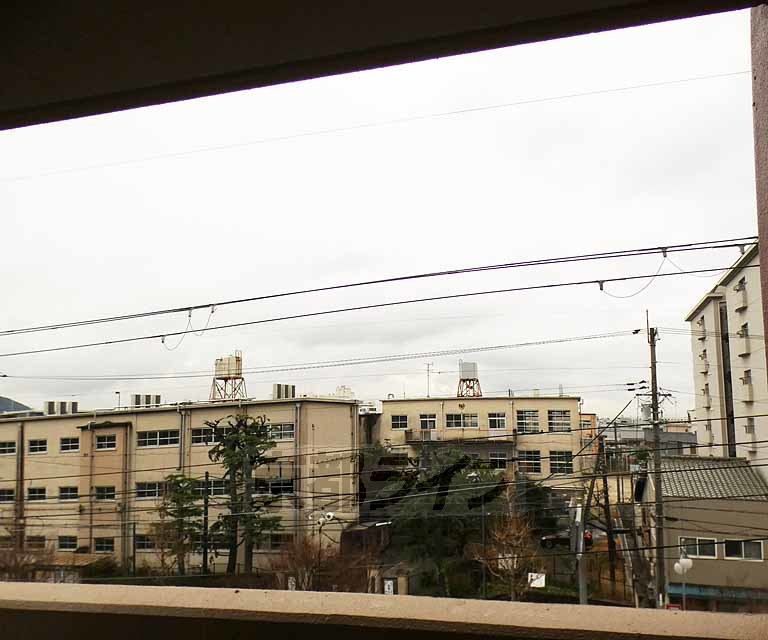 眺望　・４０３号室からの眺望です