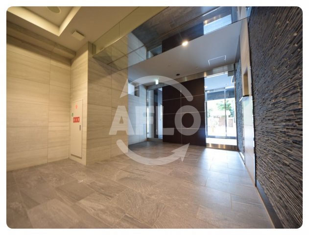 ロビー　プレサンス心斎橋ブライト　ロビー