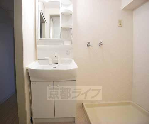 洗面設備　便利なシャンプードレッサー