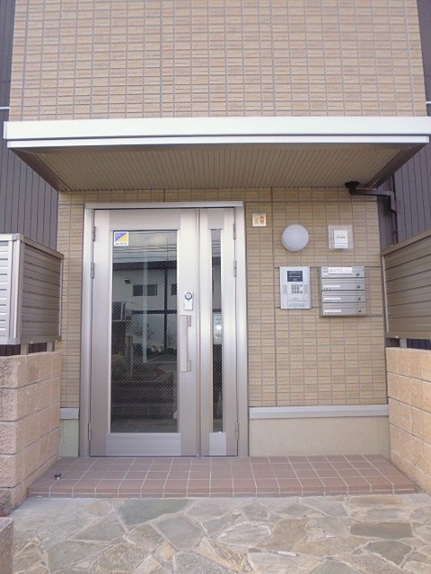 ロビー　オートロック