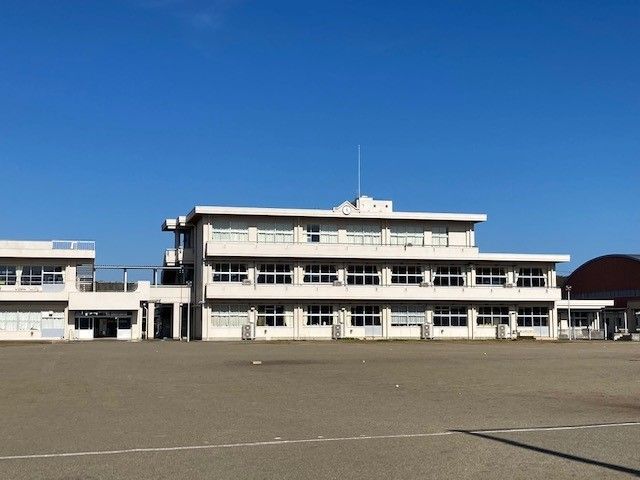 中学校　田野中学校（中学校）まで400m