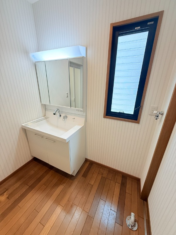 洗面設備　１階