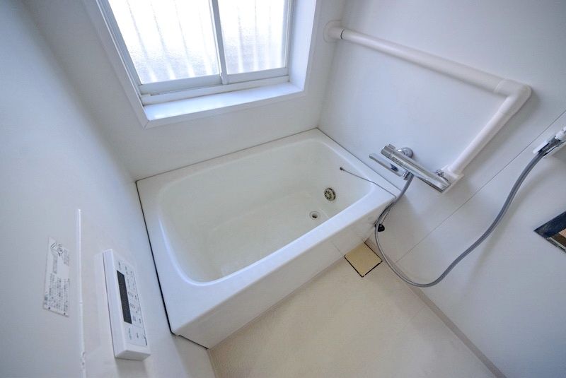 バス・シャワールーム　バス